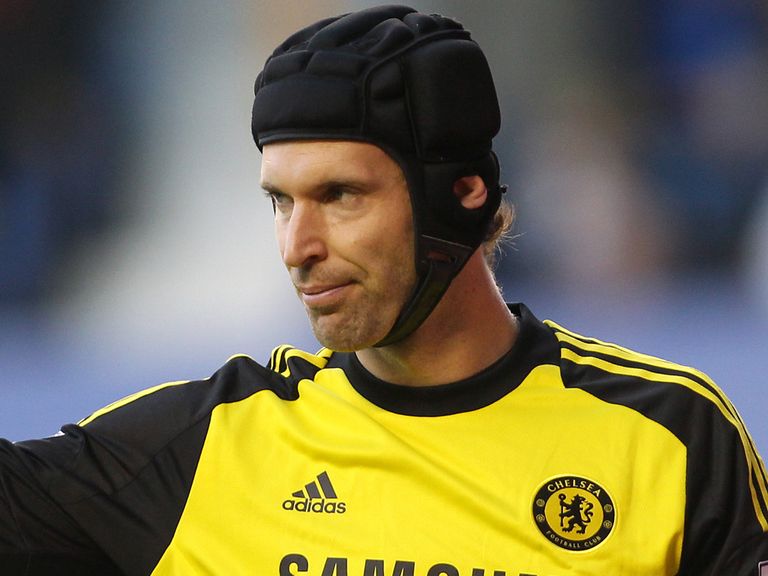 Petr Cech: Experience can be vital in the title race