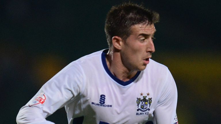 Craig Jones: Extends Gigg Lane stay