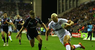 England stroll into semis