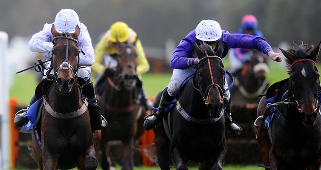 Runners come up the hill at Exeter