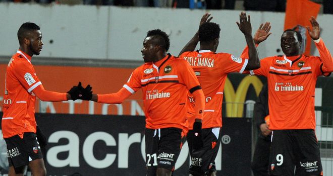 Lorient celebrate against Nice