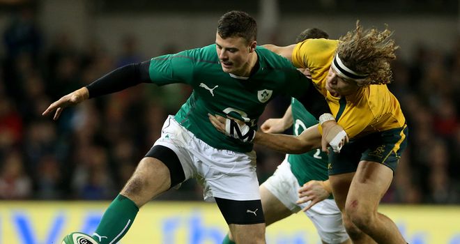 Robbie Henshaw, pictured playing for Ireland, has extended his contract with Connacht