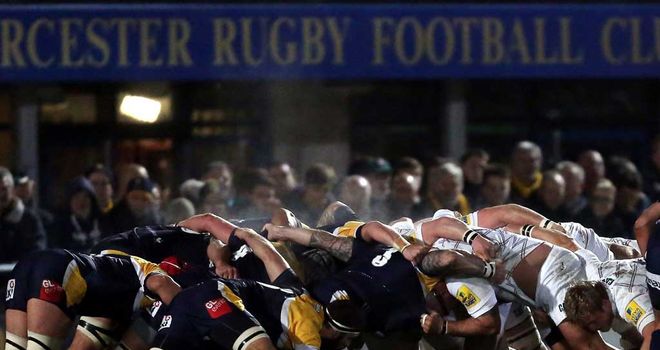 Worcester and Leicester scrum down at Sixways