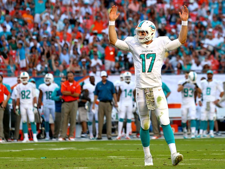 Ryan Tannehill celebrates a touchdown