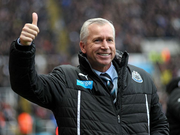 Alan Pardew: Feels last year's struggles may help Newcastle now