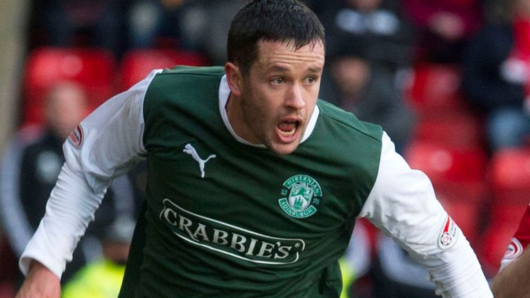 Tim Clancy: Former Hibs defender signs for St Johnstone