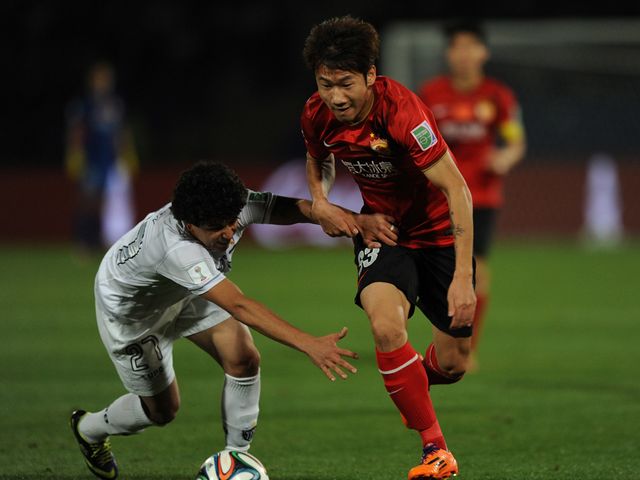 Hao Rong makes a break for Guangzhou Evergrande