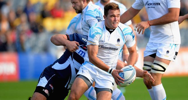 Alex Grove signs a new deal with Worcester Warriors