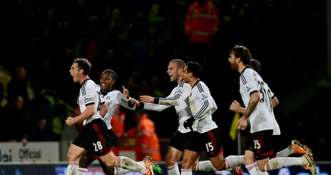 Scott Parker (l): Celebrates his late winner
