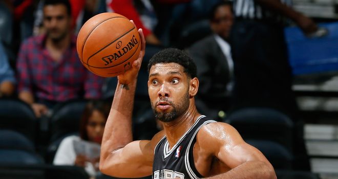Tim Duncan: Spurs centre contributed 23 points and 21 rebounds