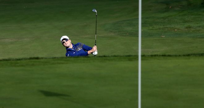 Zach Johnson: Holds a one-shot lead at the Sherwood Country Club