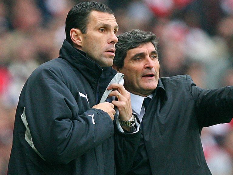 Gus Poyet: Expects to face a strong Chelsea side