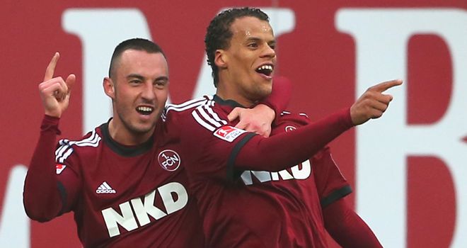 Timmy Chandler celebrates his goal