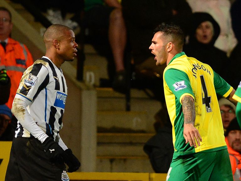 Loic Remy and Bradley Johnson confrontation