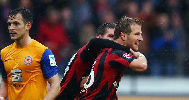 Stefan Aigner celebrates for Frankfurt