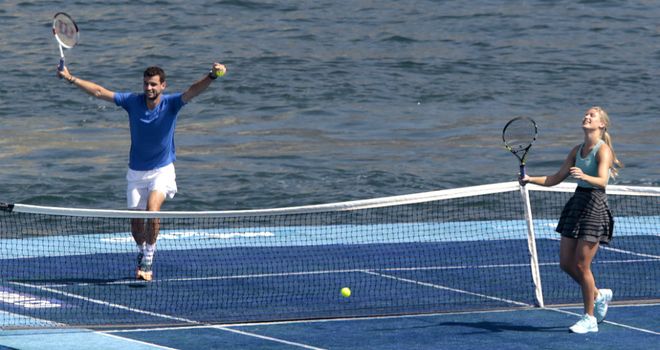 Grigor Dimitrov and Eugenie Bouchard: Played tennis in the middle of Acapulco Bay