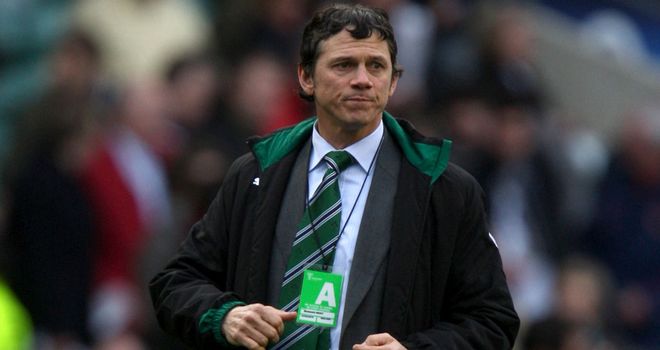 Les Kiss: Expecting tough test at Twickenham