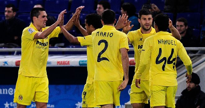 Jeremy Perbet celebrates his goal for Villarreal