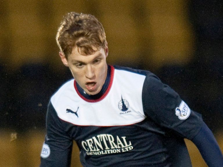 Jay Fulton: Signs for Swansea