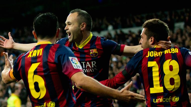 Andres Iniesta (c): Pleased Xavi is staying at Barcelona