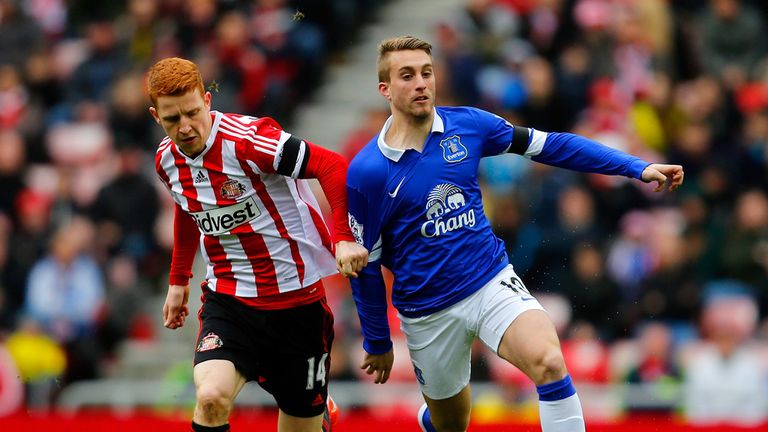 Jack Colback tries to keep up with Gerard Deulofeu