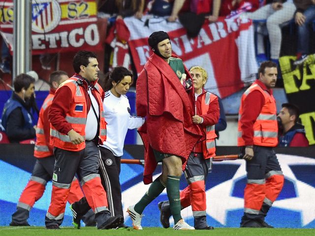 Petr Cech exits Chelsea's clash with Atletico Madrid