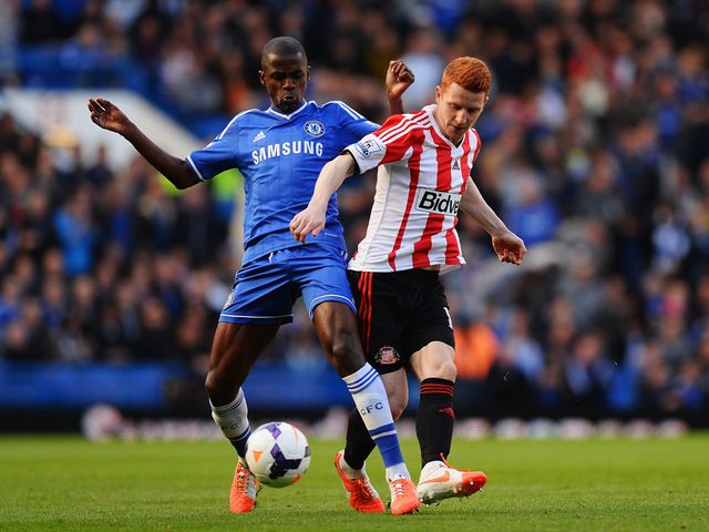 Ramires and Jack Colback battle for the ball in midfield