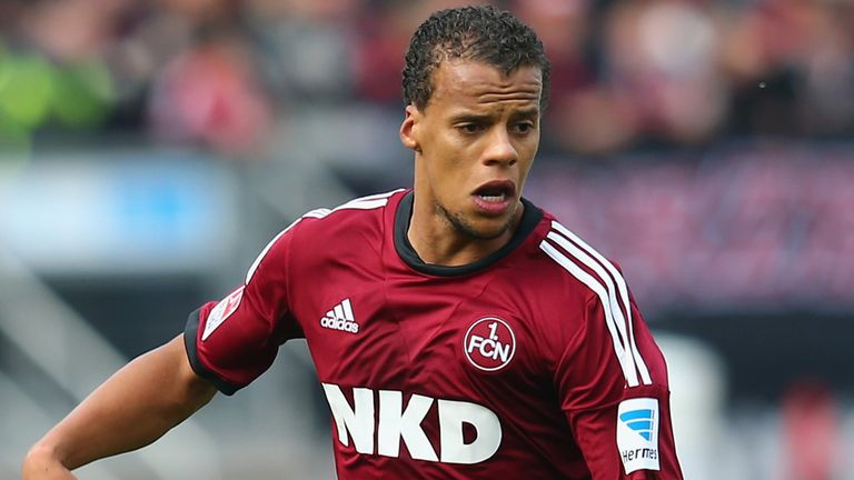Timothy Chandler: Signed three-year contract with Frankfurt