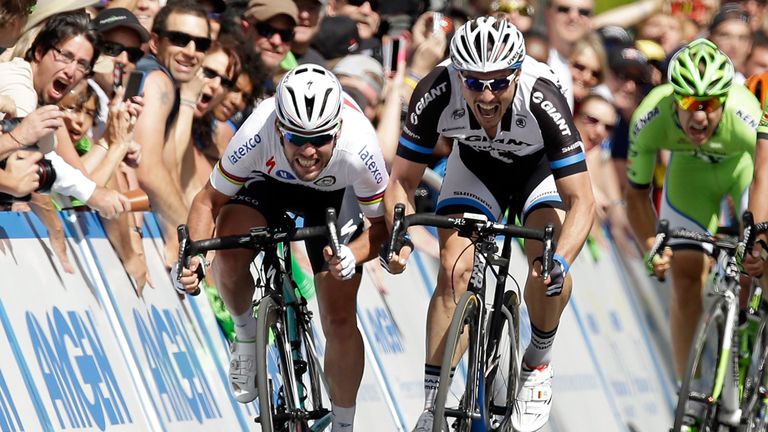 Mark Cavendish: Narrow victory to capture the lead in California