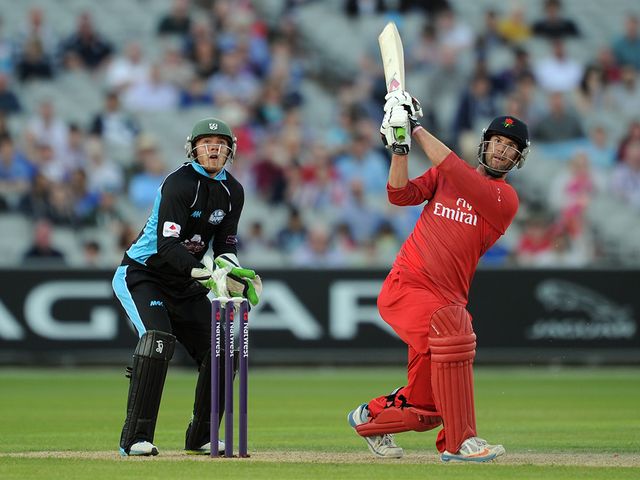 Tom Smith: Helped Lancashire to an easy win