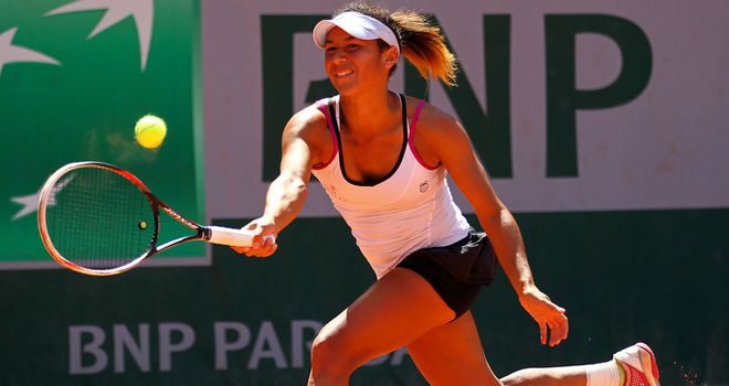 Heather Watson en route to seeing off Irina Falconi in Paris on Thursday