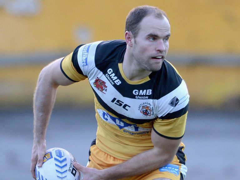 Liam Finn: Has signed a new deal with Cas