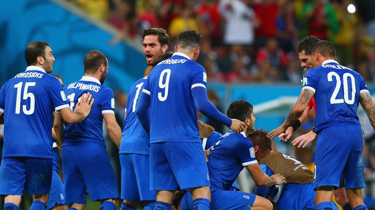 Sokratis Papastathopoulous: Dramatic late strike