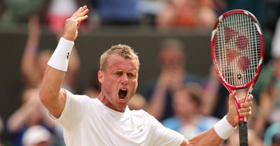 Hewitt wins Newport title