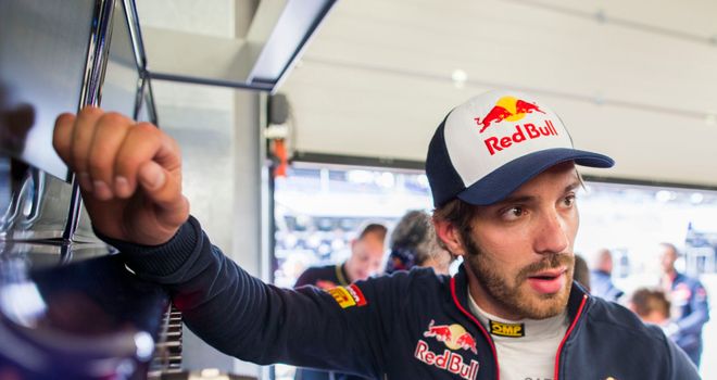 jean-eric-vergne-toro-rosso_3181000.jpg?20140731125032