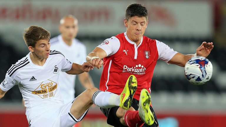 Tom Carroll: Challenges Alex Revell