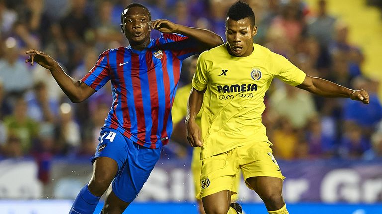 Ikechukwu Uche (r) was on target for Villarreal at Levante