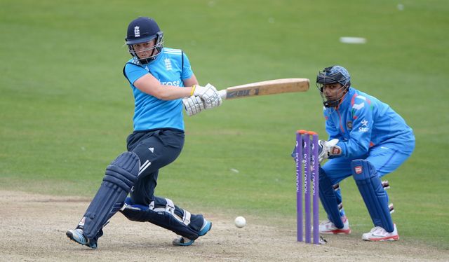 Heather Knight: Starred with bat and ball