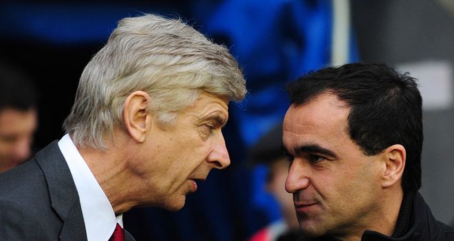 Martinez (r): With Wenger at Goodison Park
