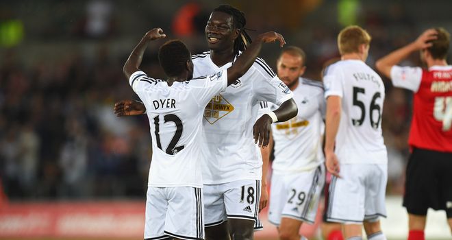 Bafetimbi Gomis: Opened his account for Swansea