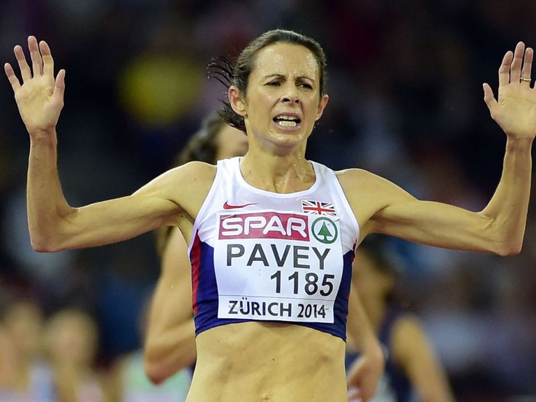 Jo Pavey takes gold in Zurich