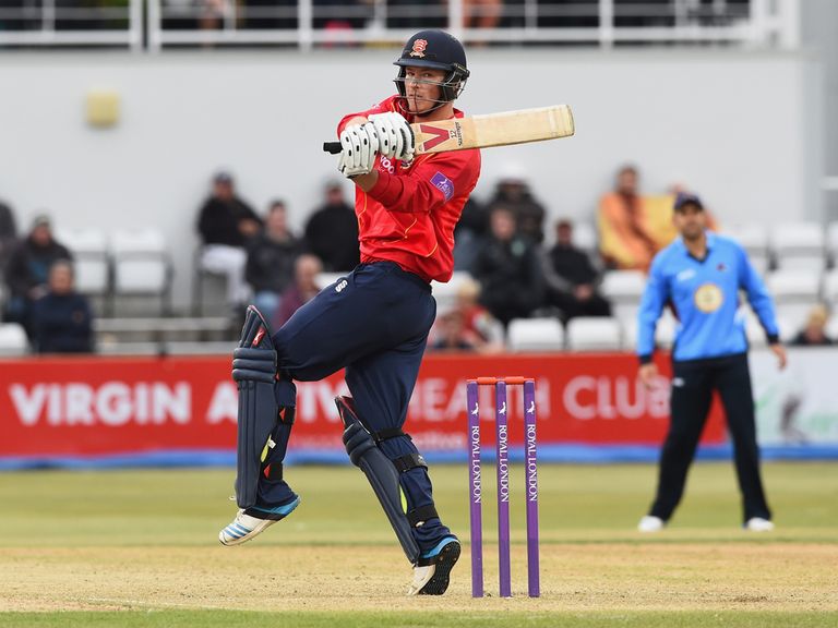 Tom Westley helps Essex to victory over Northants