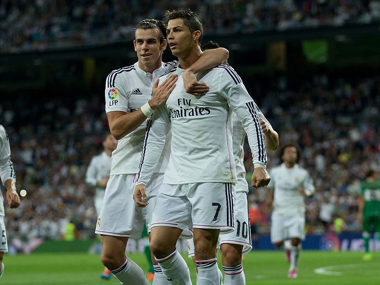 Cristiano Ronaldo celebrates with Gareth Bale