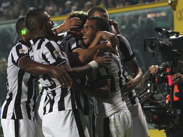 Carlos Tevez of Juventus celebrates 