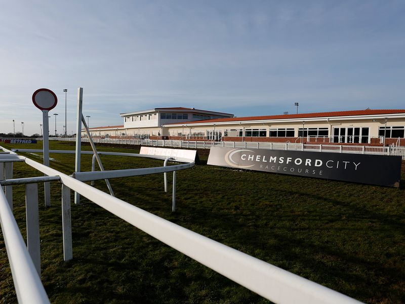 Chelmsford City Racecourse Horse Racing Photos Galleries Pictures, Images Sporting Life