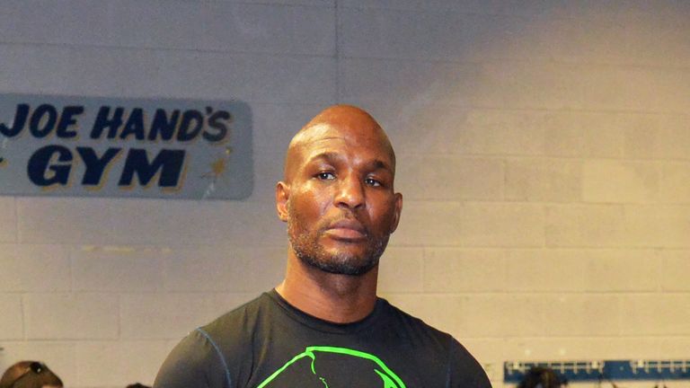 Hopkins says Khan reminds him of Joe Calzaghe