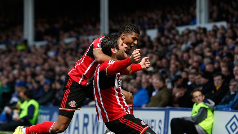 Danny Graham opens the scoring at Goodison Park.