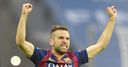 Alba, Pedro extend Barca deals