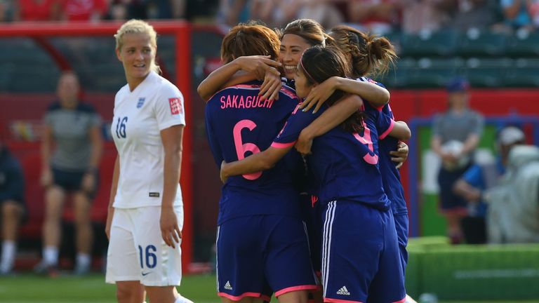 England were knocked out of the World Cup in 2015 at the semi-final stage by Japan 