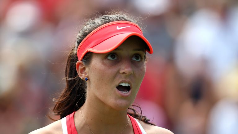 Laura Robson went down in three sets against Elena Vesnina